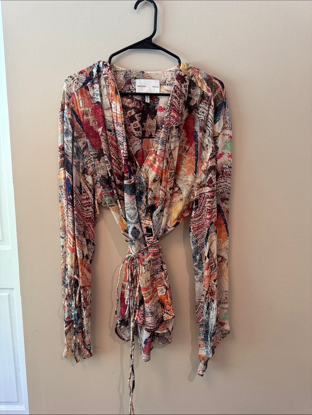 H&M Multicolor Abstract Tie-Front Blouse